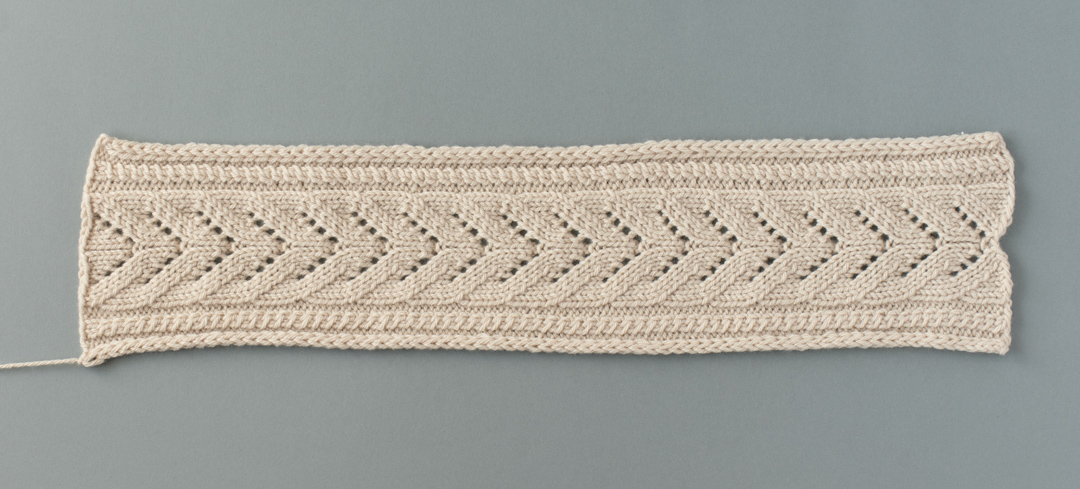 Grapevine Headband knitting pattern