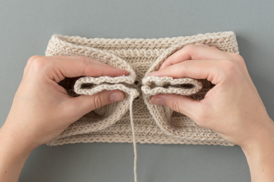 Grapevine Headband knitting pattern