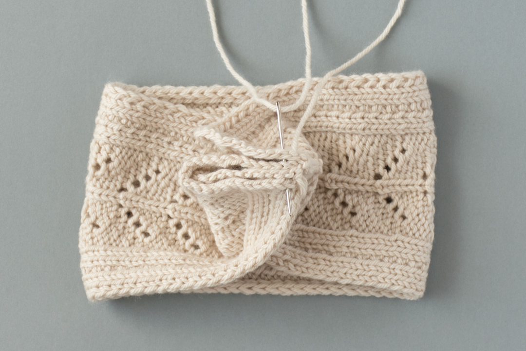 Grapevine Headband knitting pattern