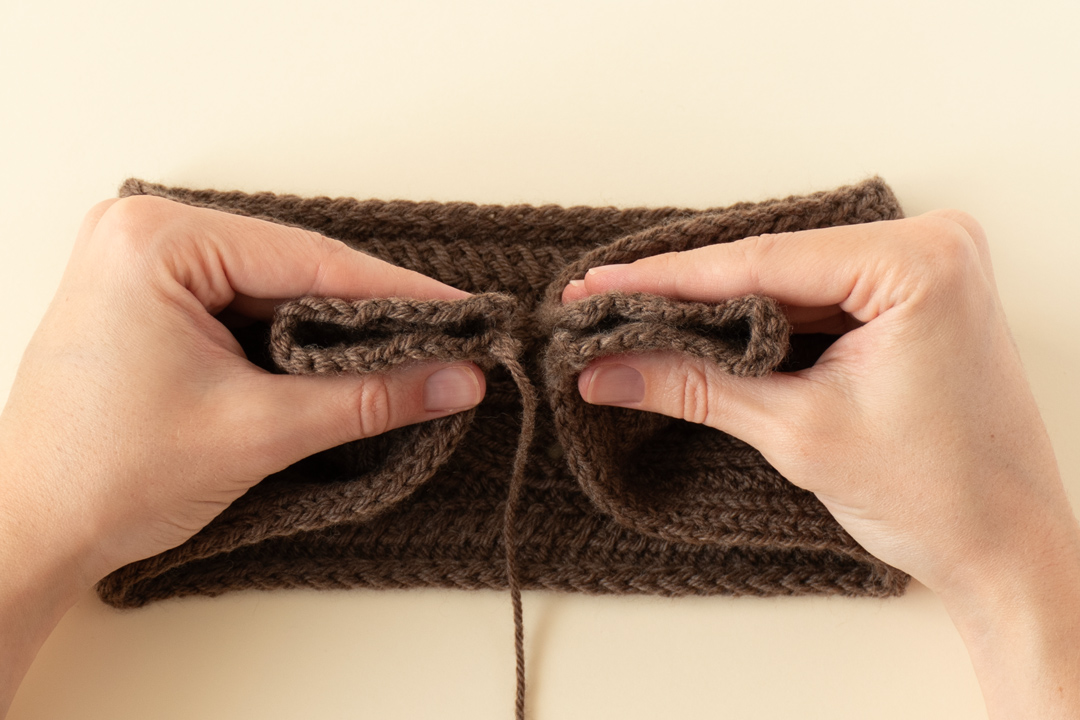 Hot Chocolate Headband knitting pattern