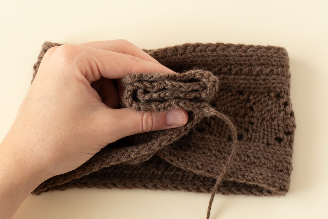 Hot Chocolate Headband knitting pattern