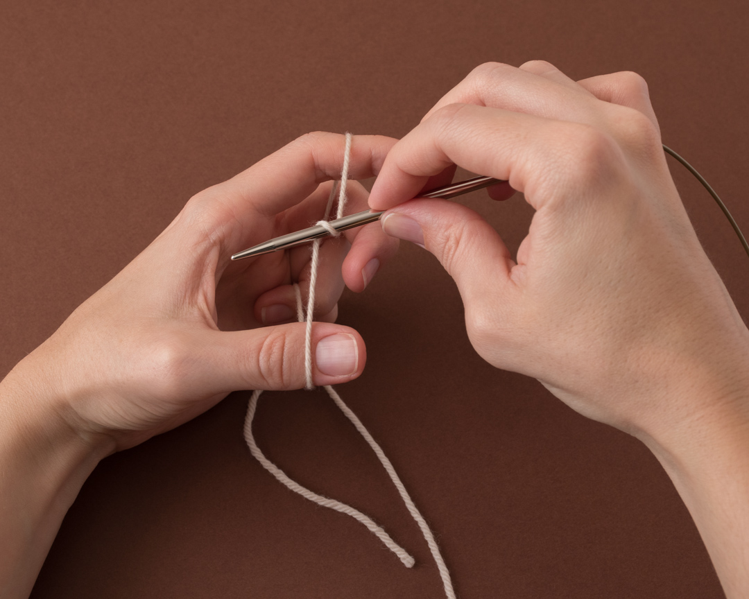 Long-tail cast-on tutorial