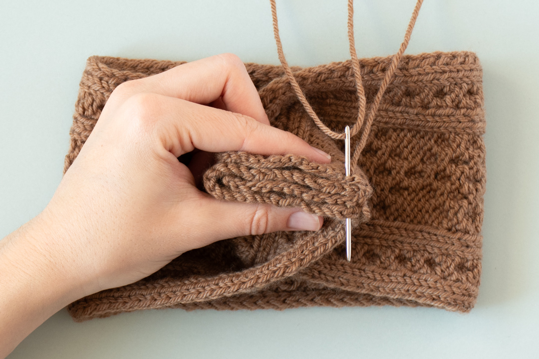 Over the Fence Headband knitting pattern
