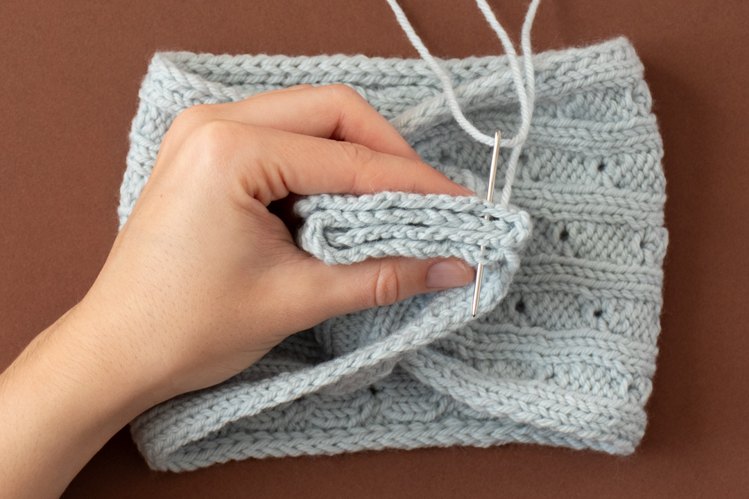 Frosted Window Headband knitting pattern