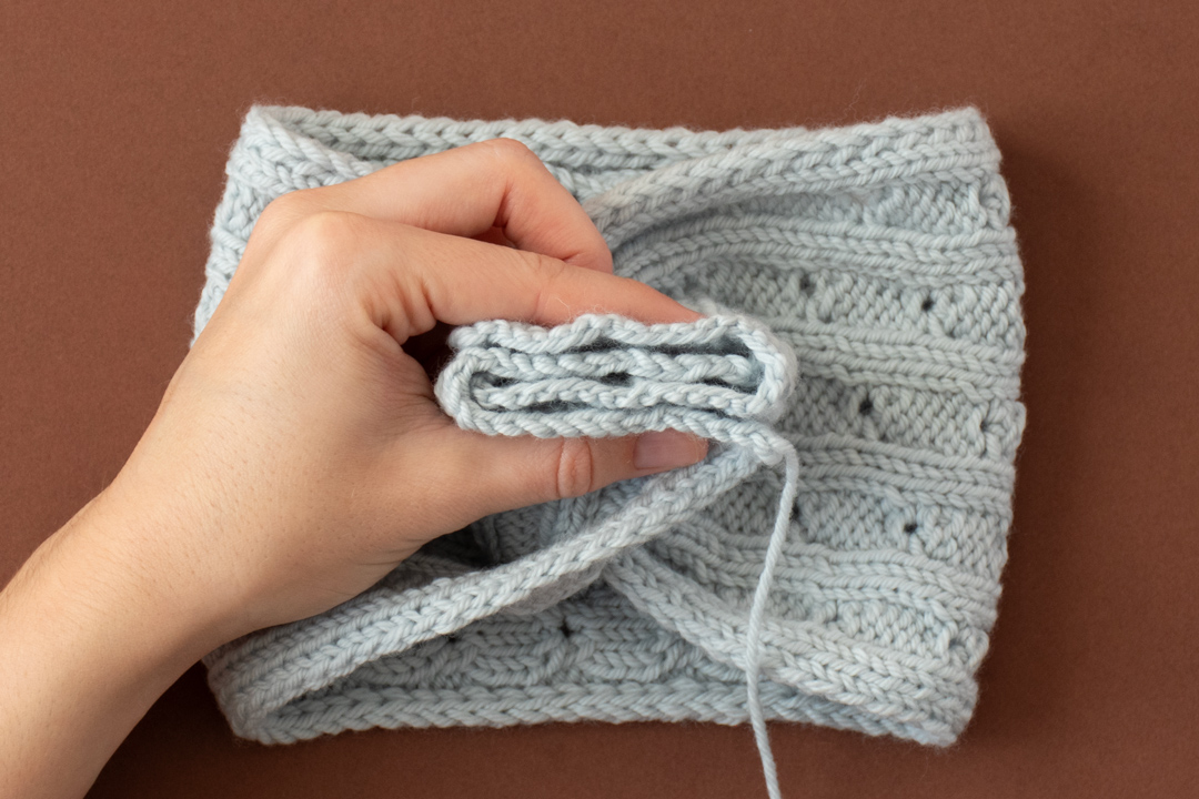 Frosted Window Headband knitting pattern