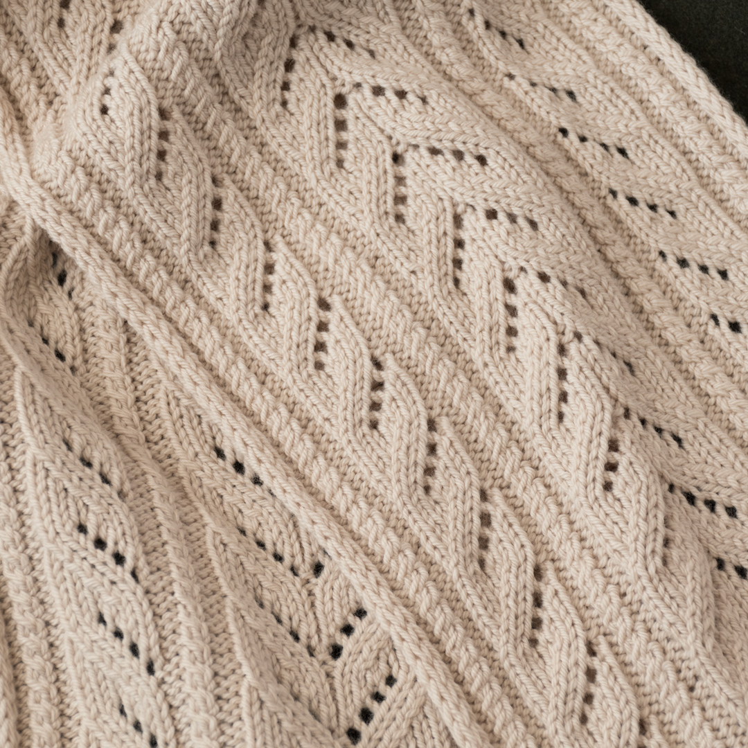 Grapevine scarf knitting pattern