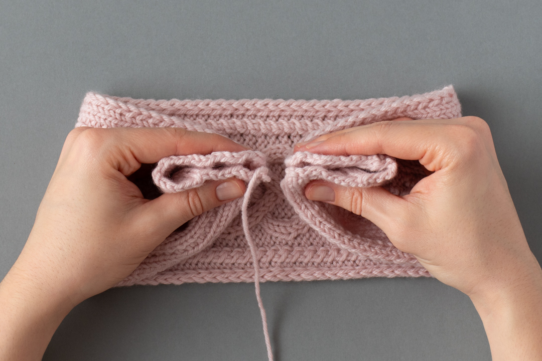 Tender Hearts Headband knitting pattern