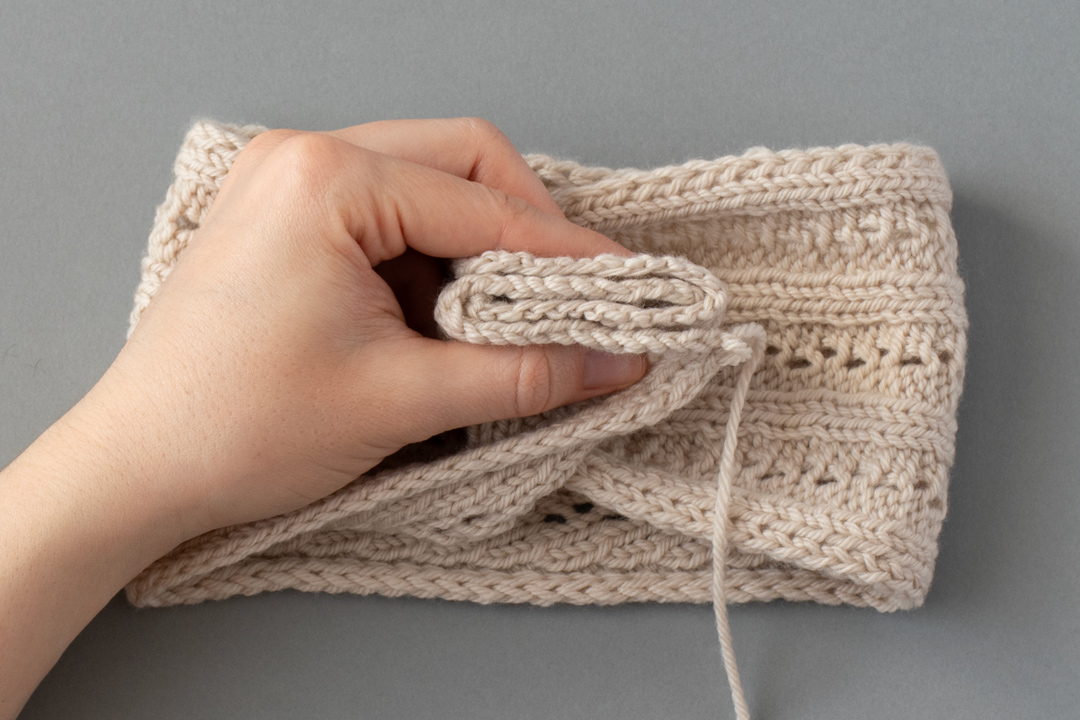 Spikelet Headband knitting pattern