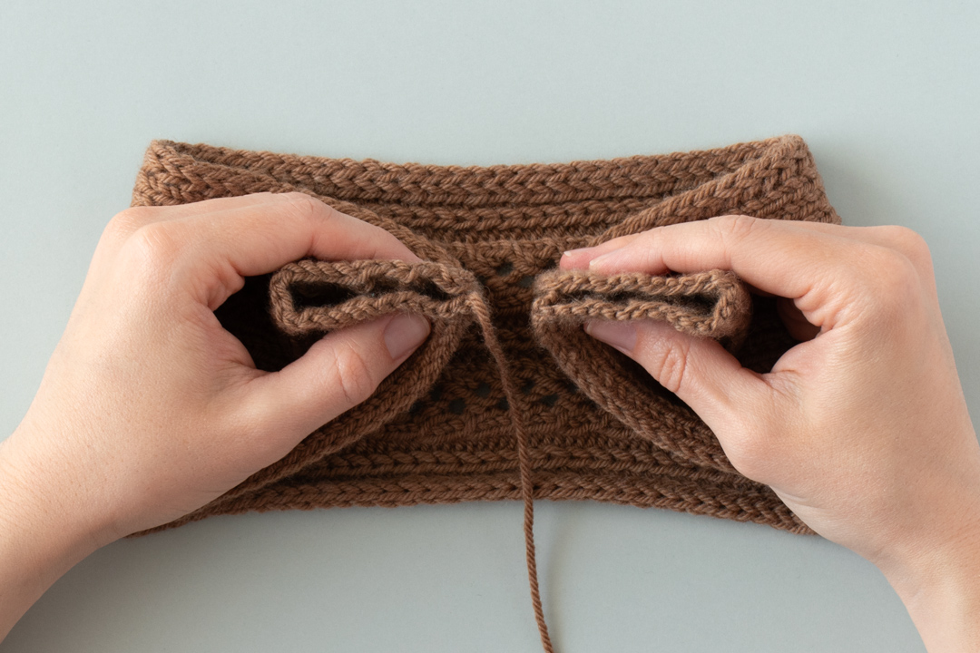 Fall Crown Headband knitting pattern