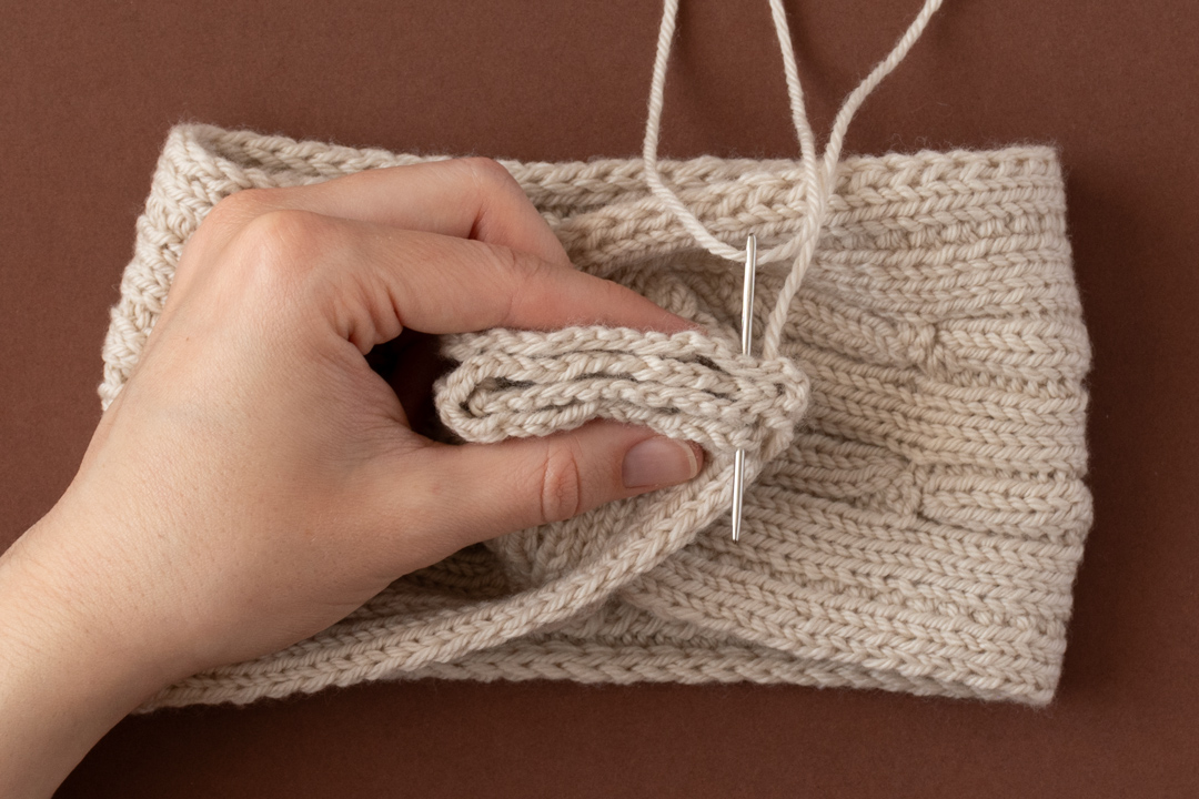 Ceramic Art Headband knitting pattern