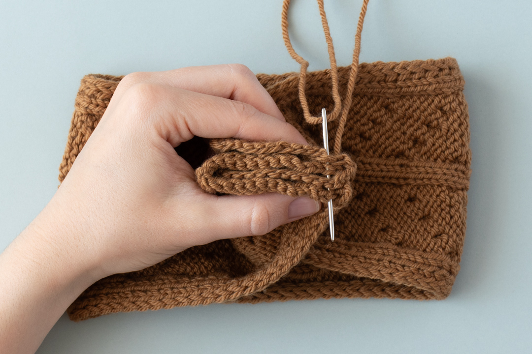 Collecting Acorns Headband knitting pattern