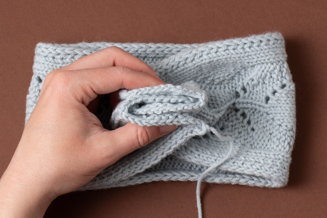 Ice Rink Headband knitting pattern