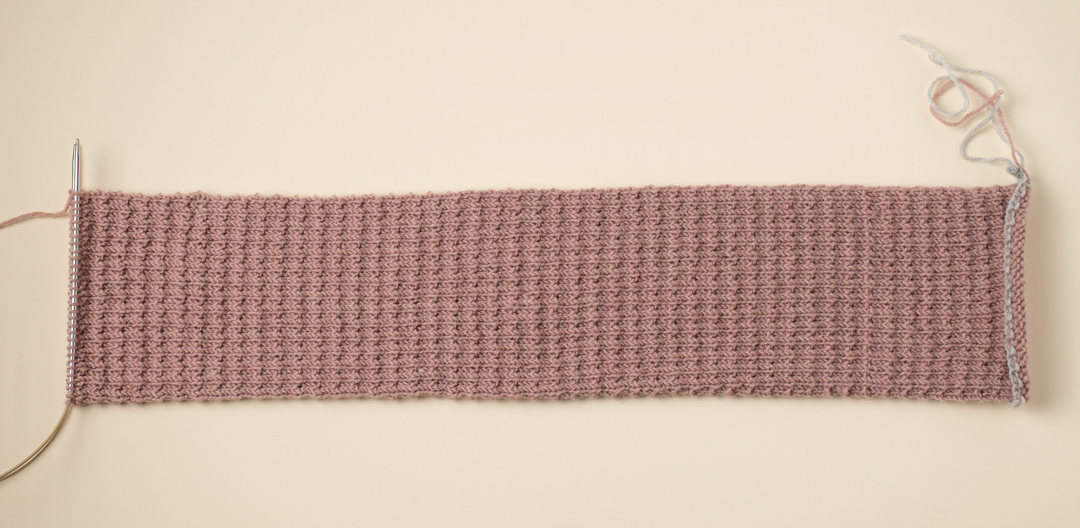 Rose Buds Headband knitting pattern