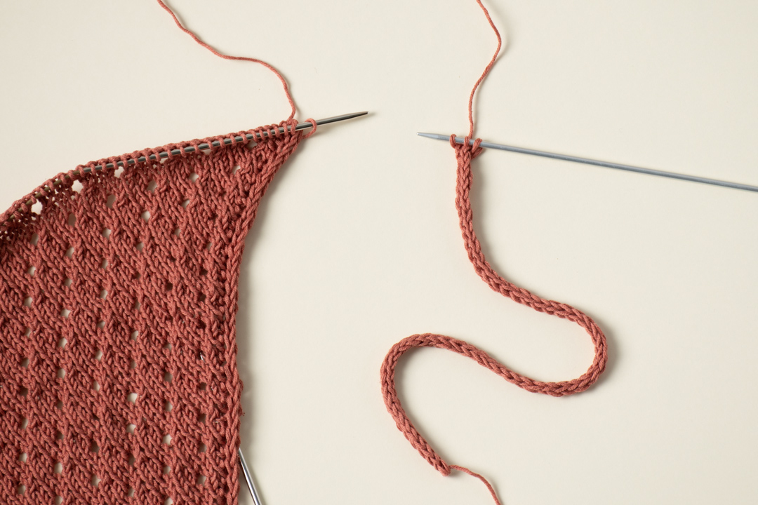Bandana knitting pattern