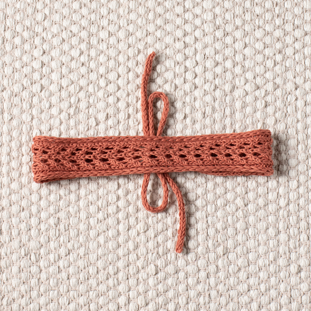 Heat wave headband knitting pattern
