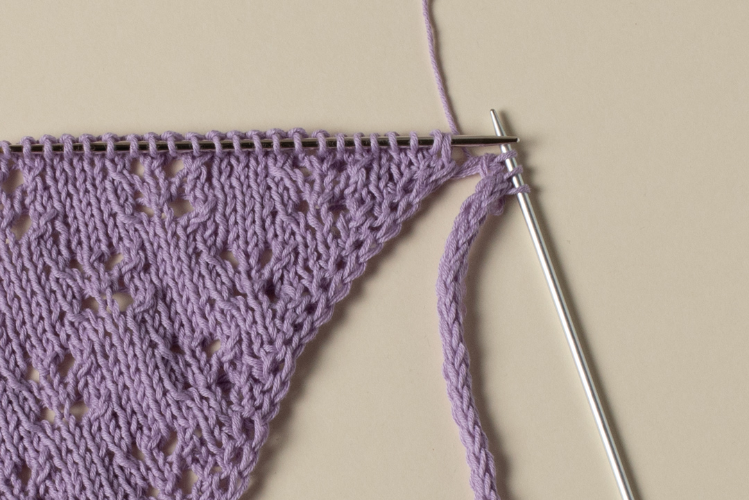Flower Bed Bandana knitting pattern
