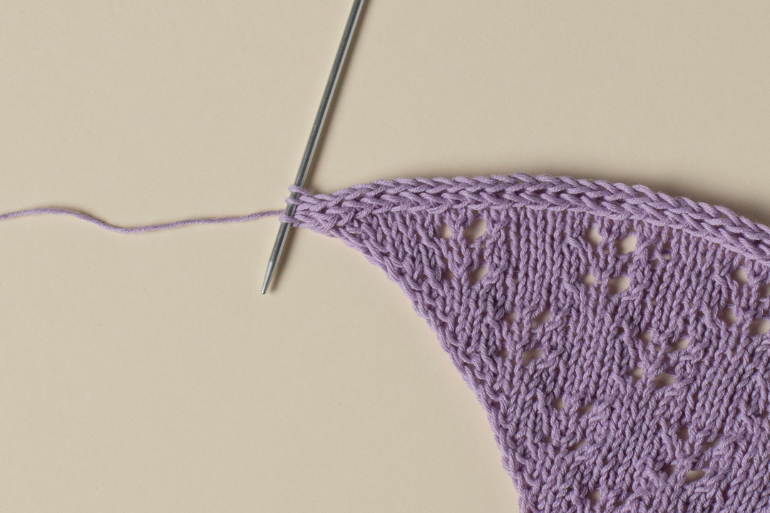 Flower Bed Bandana knitting pattern