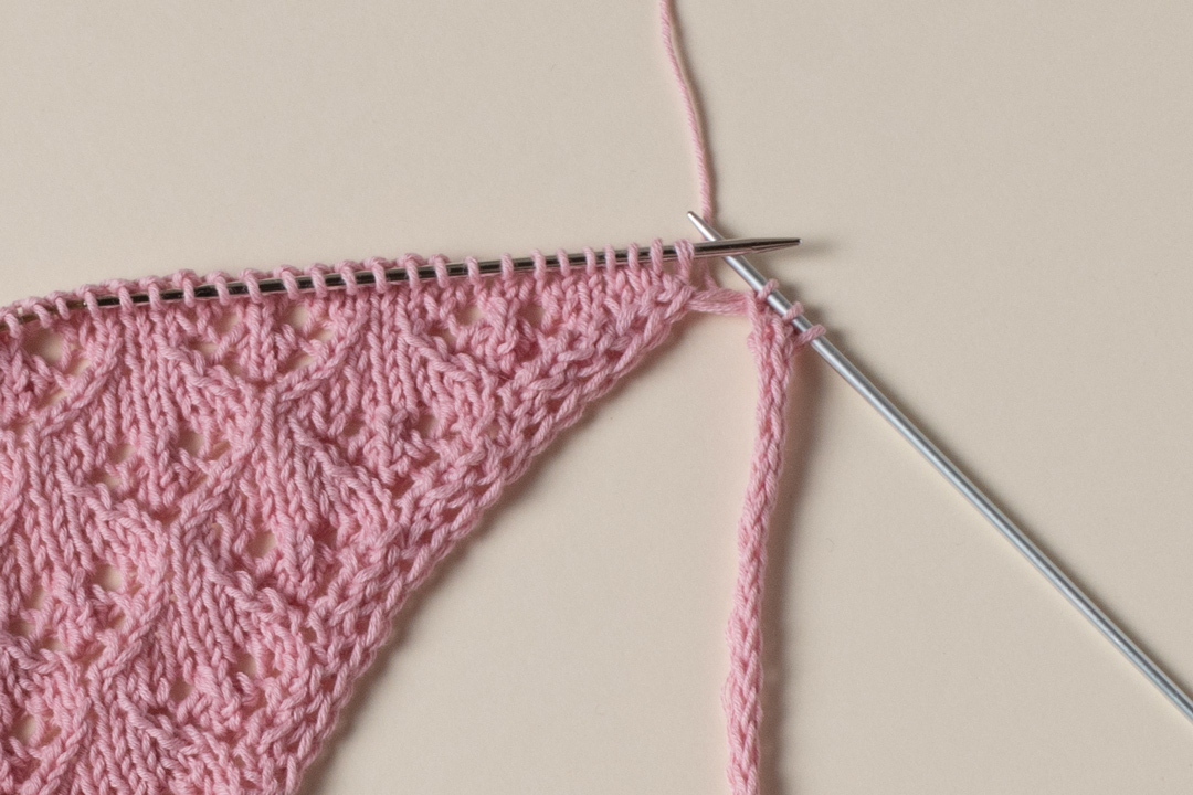 In Bloom Bandana knitting pattern