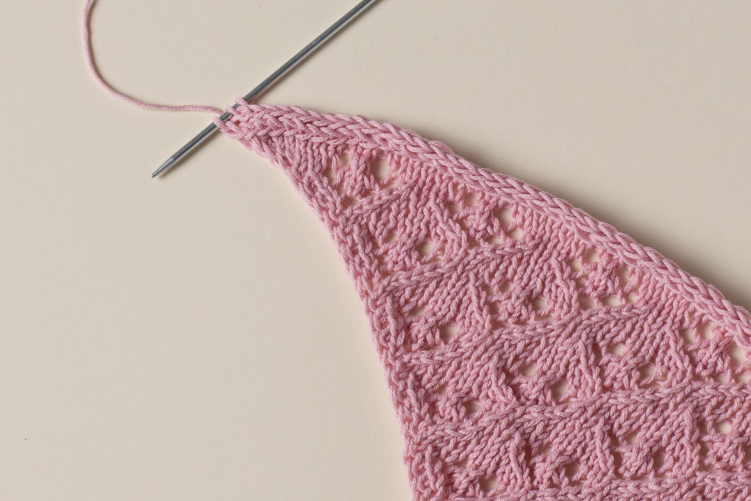 In Bloom Bandana knitting pattern