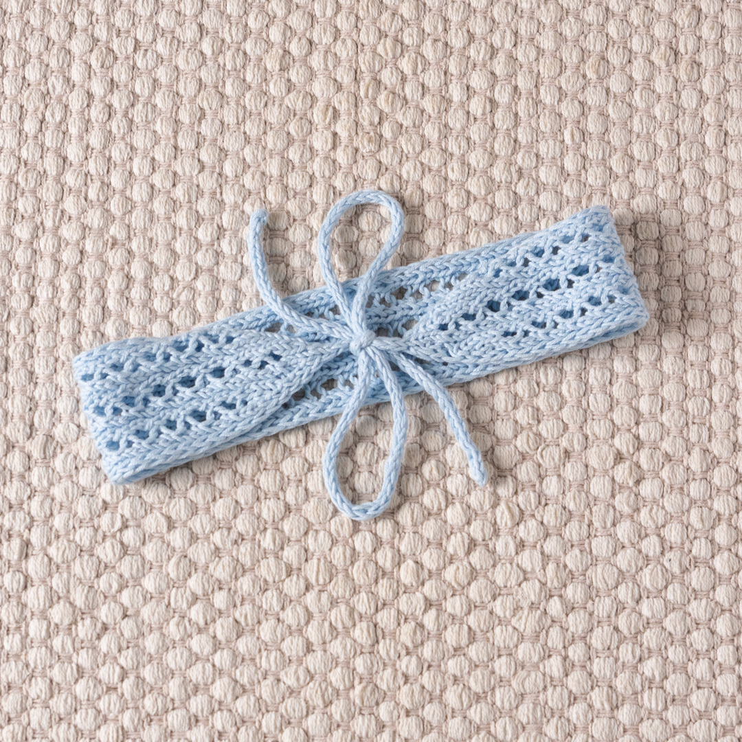 Knitted cotton headband with ties